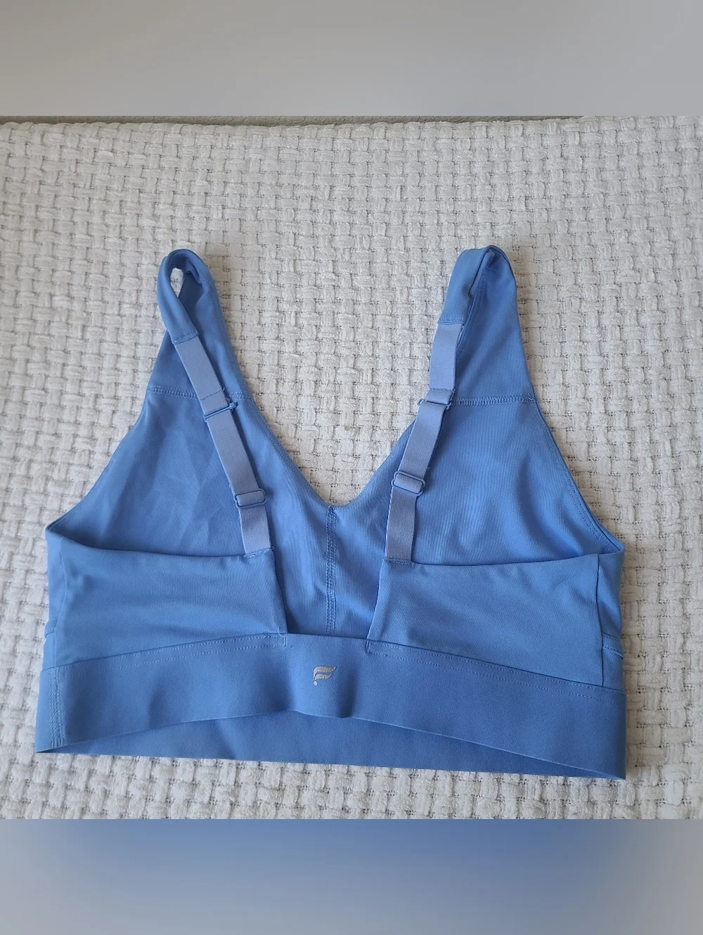 Fabletics Women’s Blue V-Neck Sports Bra Size S